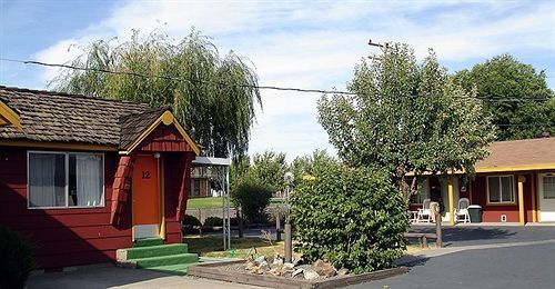 Modoc Hotel 2*